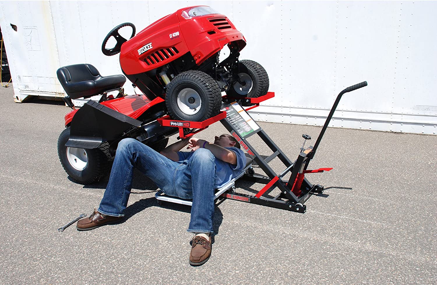 11 Best Lawn Mower Lift Prospecting Over The Best Options Theyouthfarm